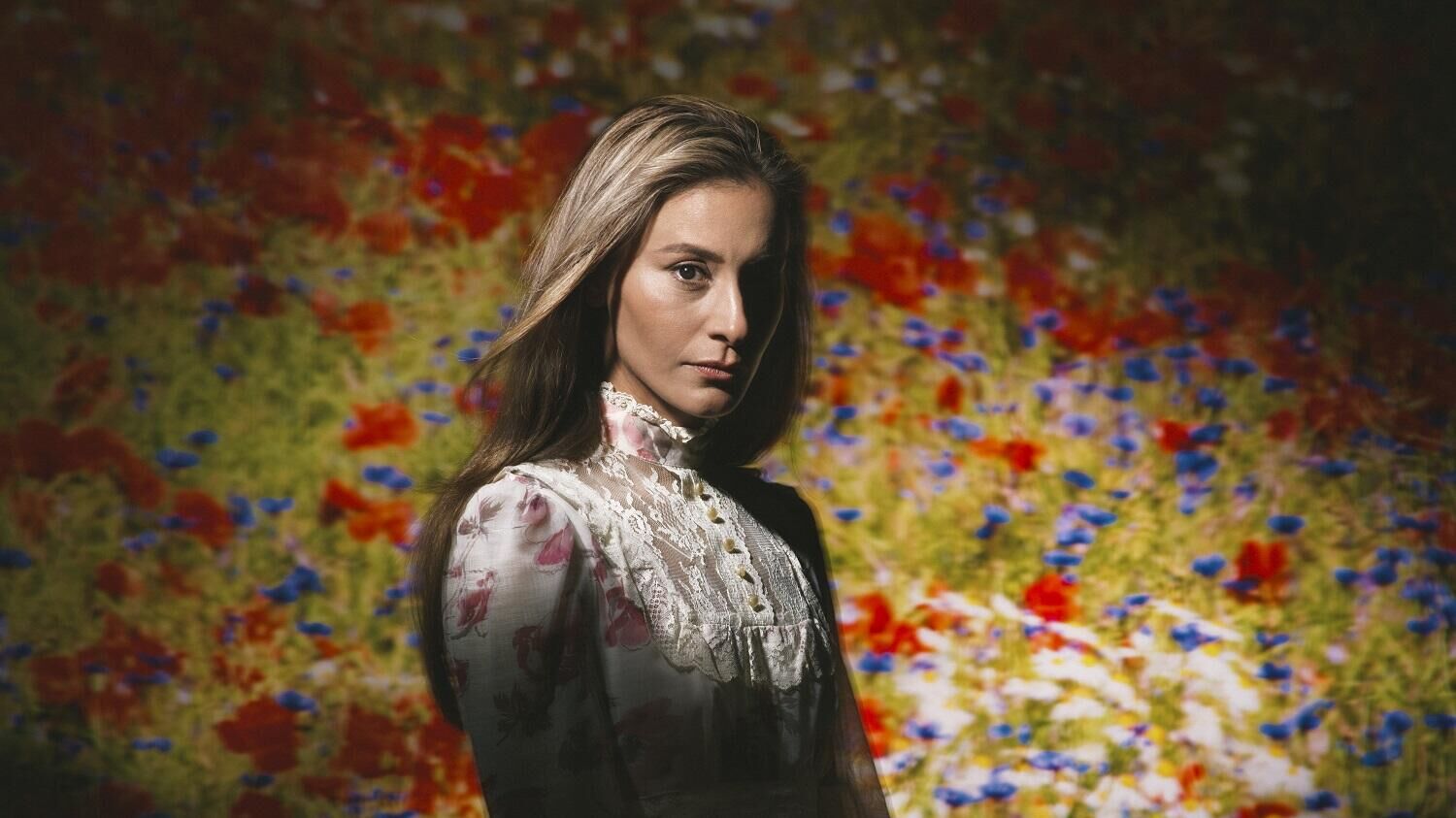 16x9-HighRes-V2-25-02-18-BenningGladkova-DeStilleVrouw-0stand_0334-V3-DEF-2