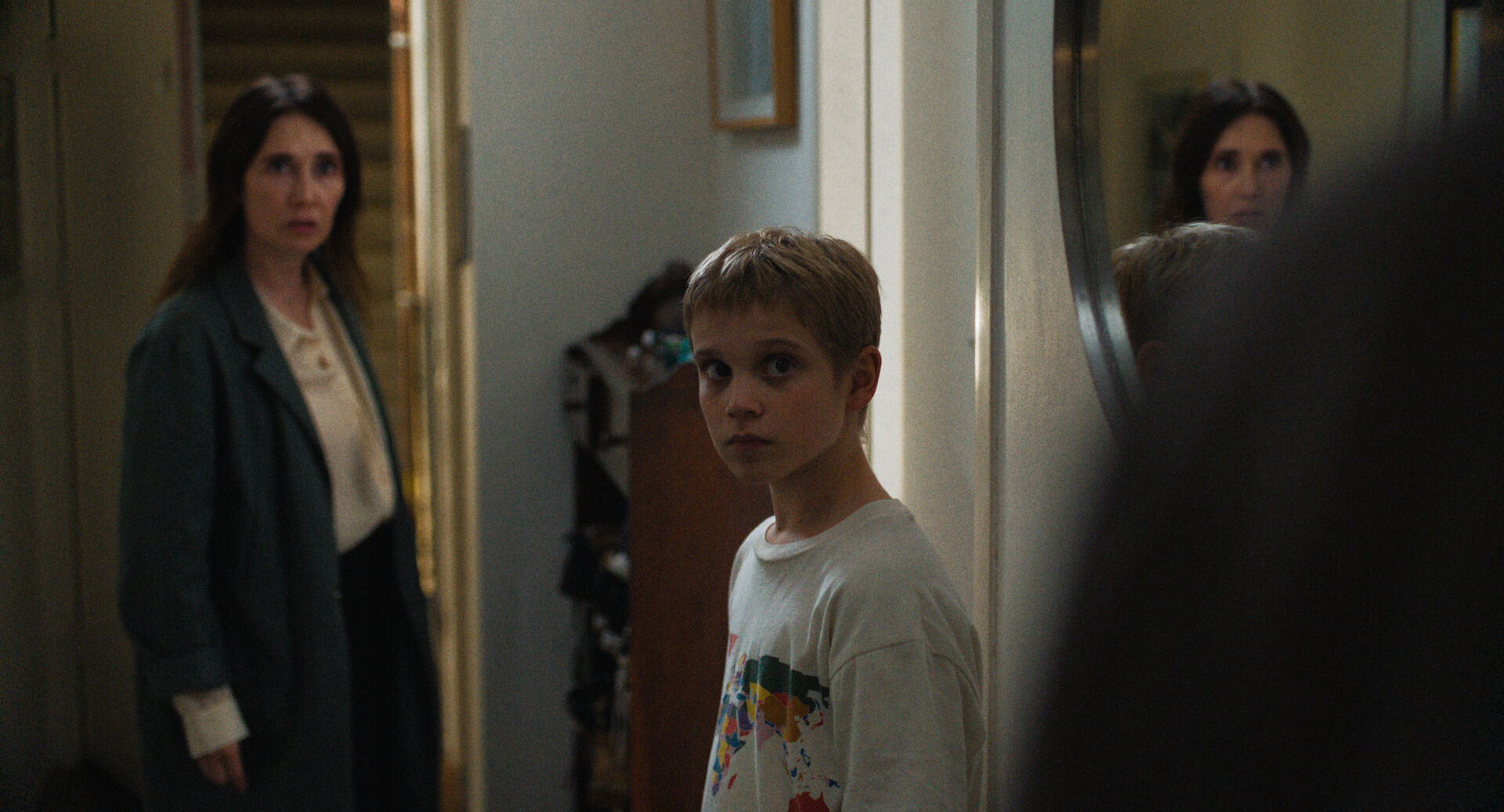 A-Family_st_5_jpg_sd-high