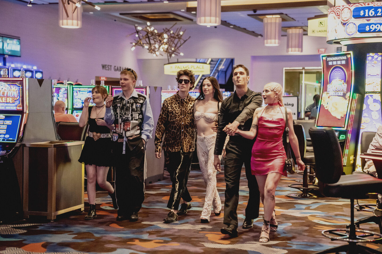 Anora_st_10_jpg_sd-high_2024-Universal-Studios-All-rights-reserved