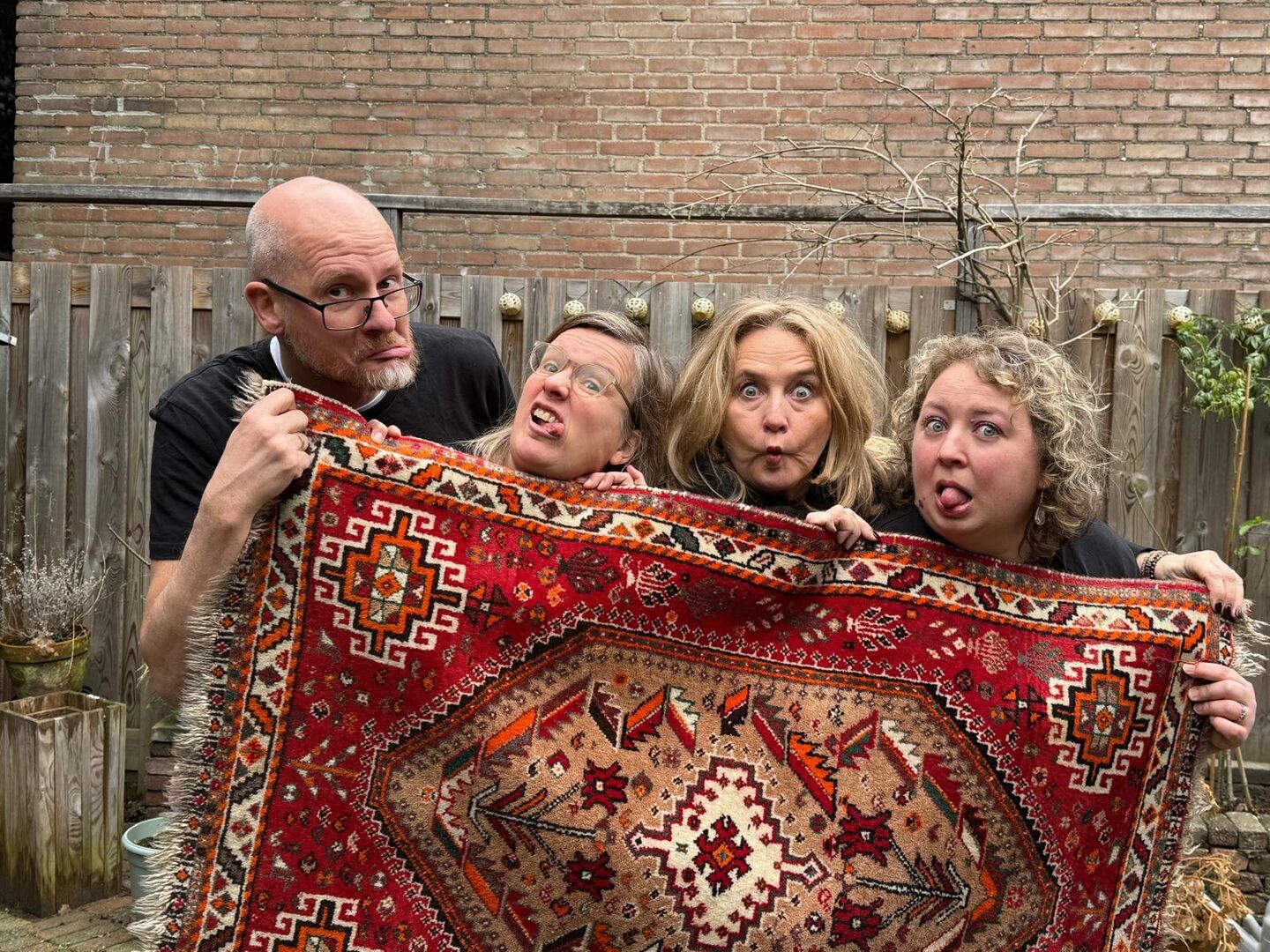 Bruin tapijt met tapijt