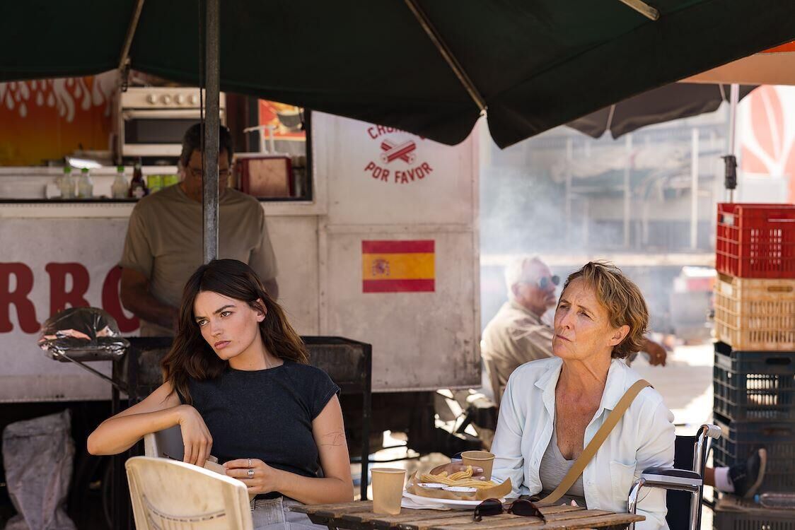 Hot-Milk_st_6_jpg_sd-low