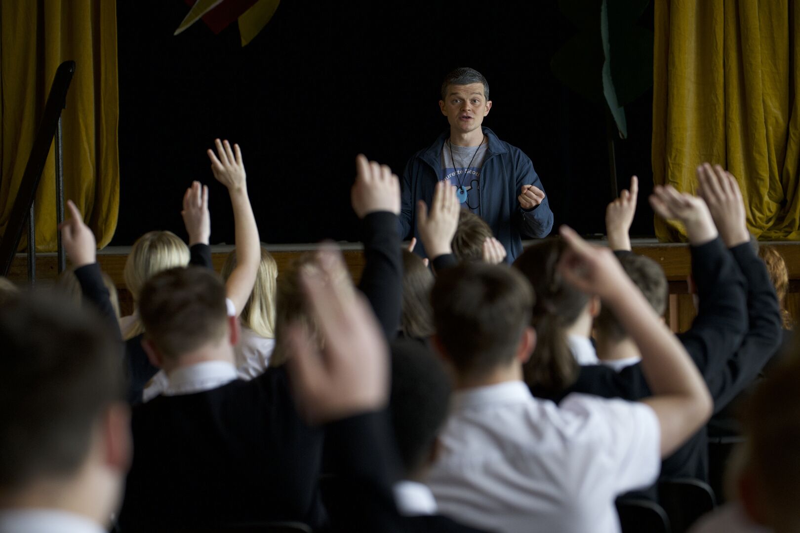 I-Swear_st_3_jpg_sd-high