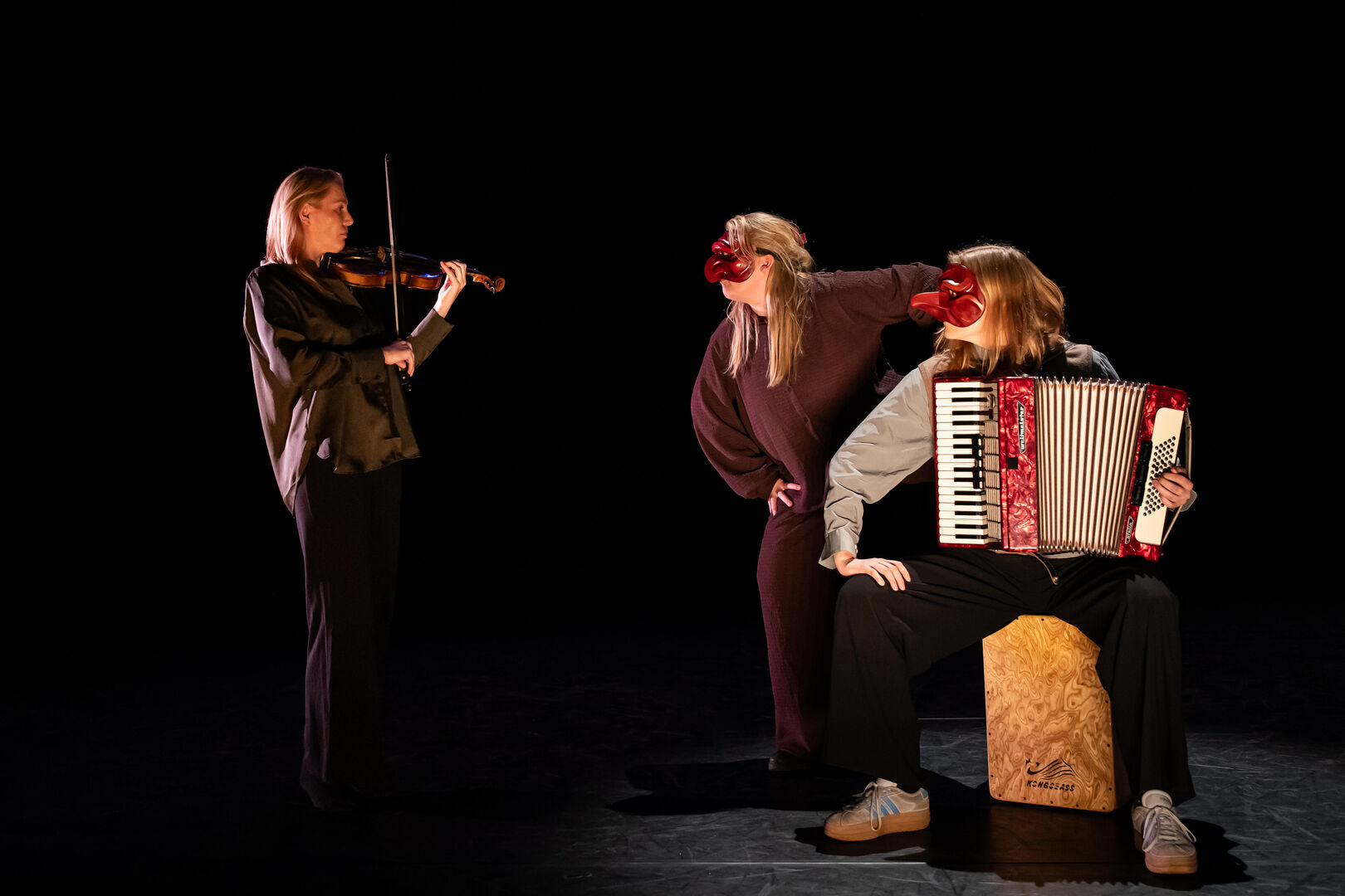 Isabella en Madame Ching Troupe Courage Club Classique©Kamerich & Budwilowitz-46