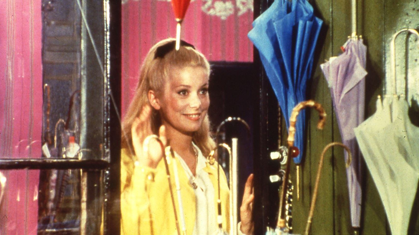 Les Parapluies de Cherbourg (re-release)