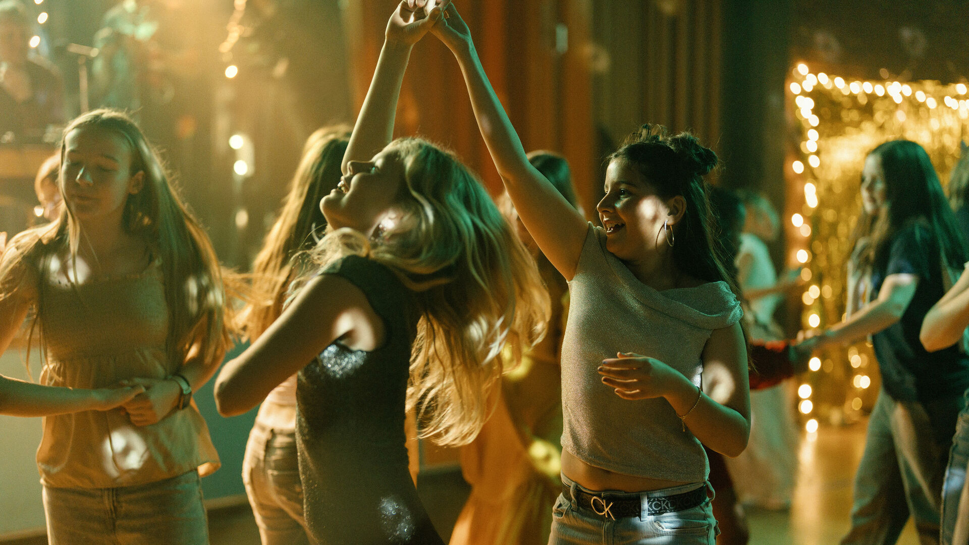 Mira_st_3_jpg_sd-high