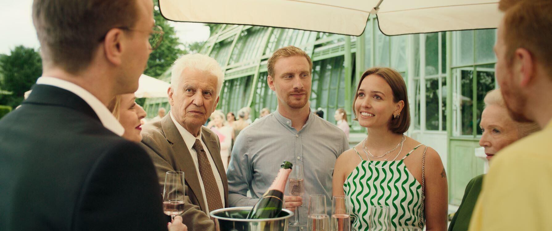 Peacock_st_3_jpg_sd-low[1]