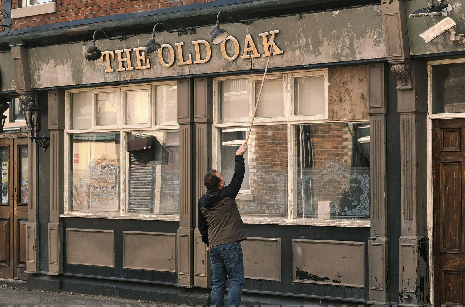 The-Old-Oak_st_2_jpg_sd-high