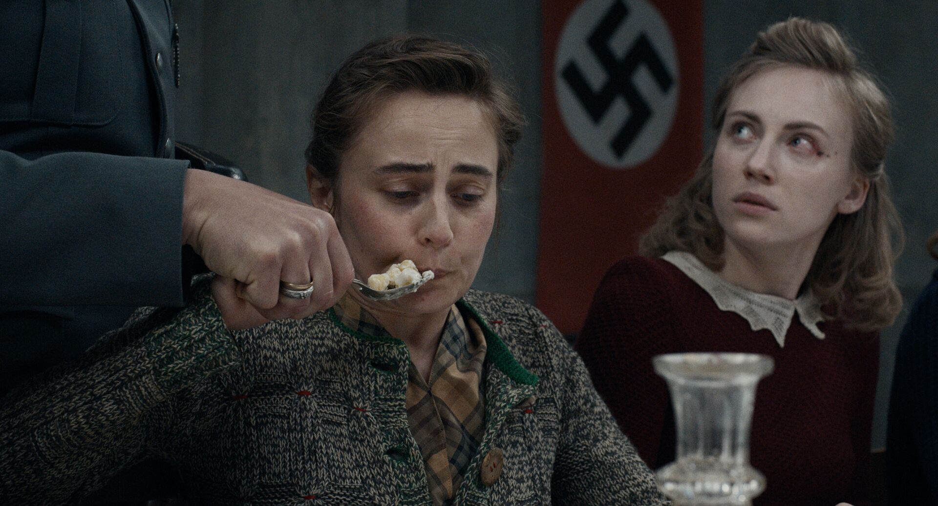 The-Tasters_st_6_jpg_sd-high