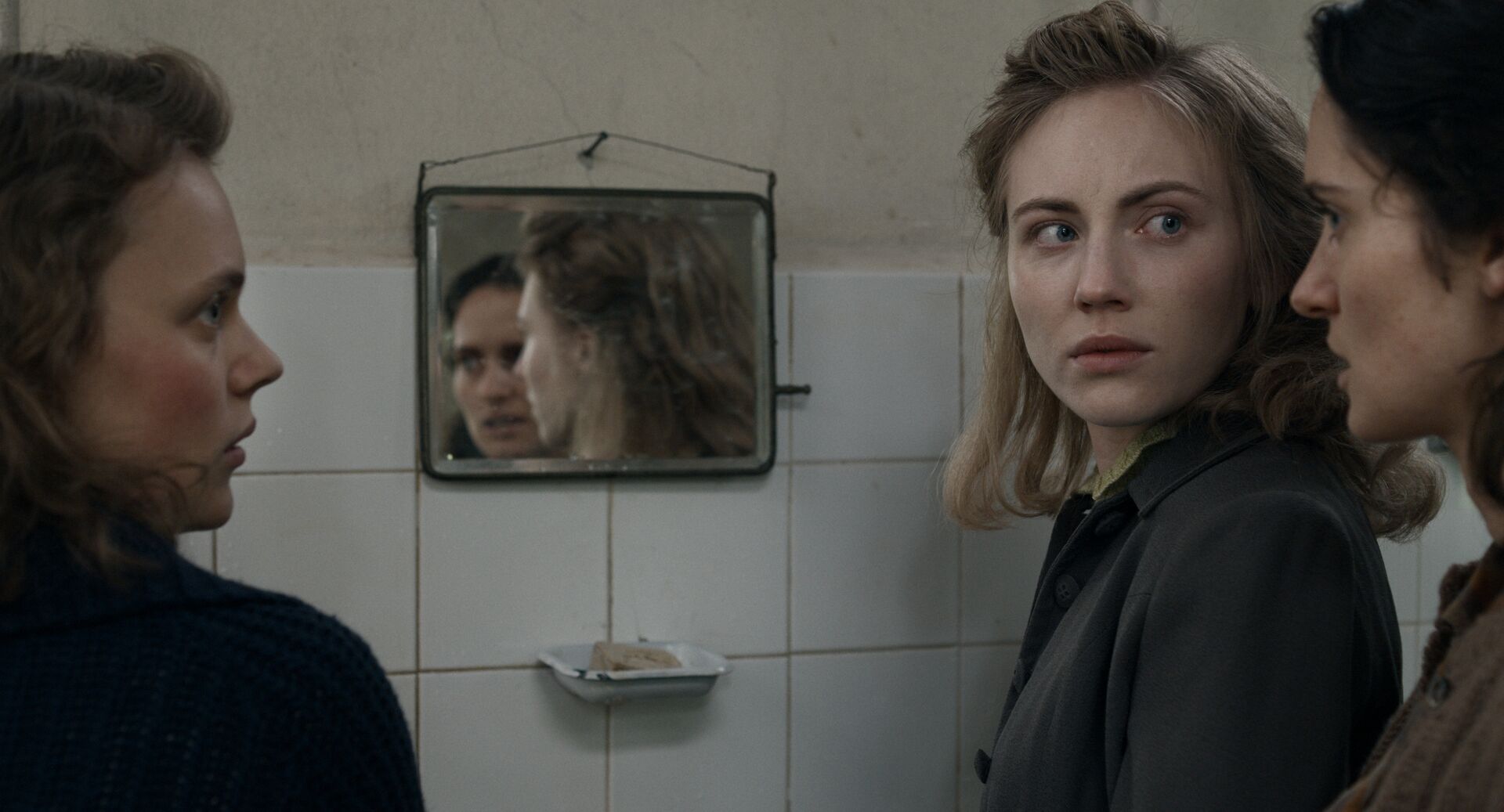 The-Tasters_st_7_jpg_sd-high